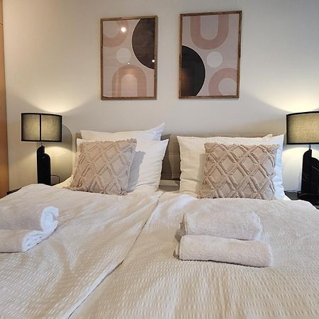 Sioux: Stilvolles Designapartment Am Bodensee Bodolz Bagian luar foto