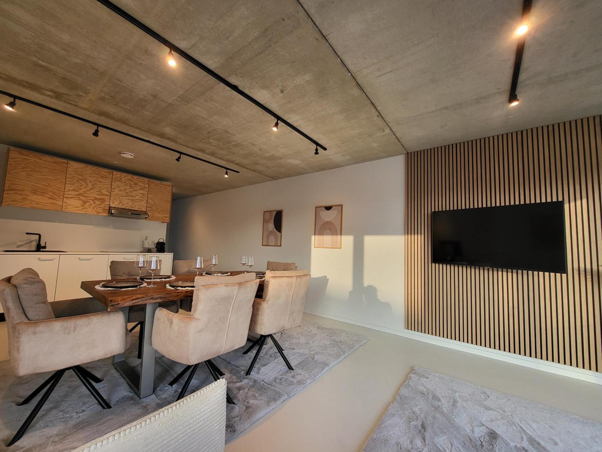 Sioux: Stilvolles Designapartment Am Bodensee Bodolz Bagian luar foto
