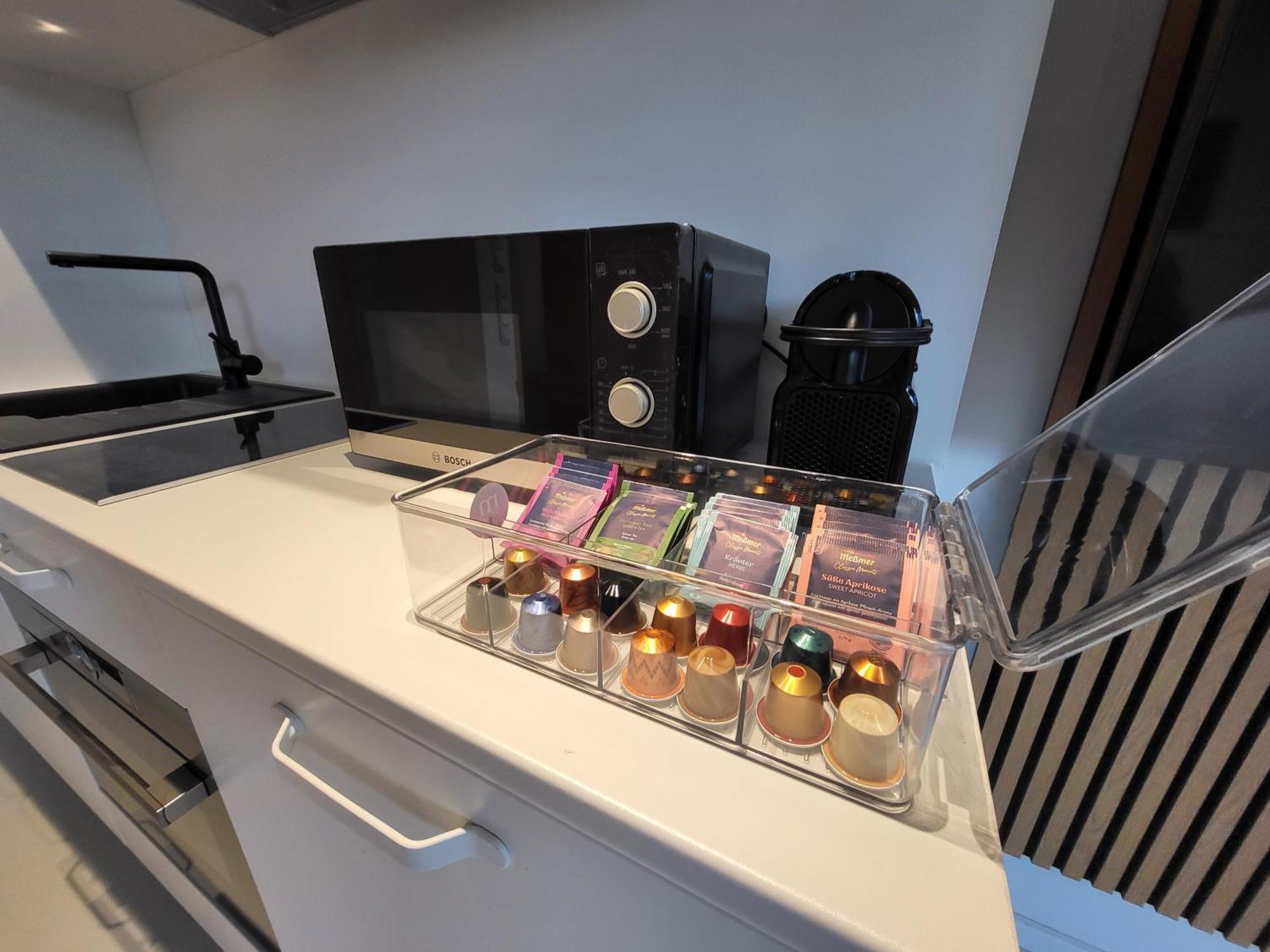 Sioux: Stilvolles Designapartment Am Bodensee Bodolz Bagian luar foto