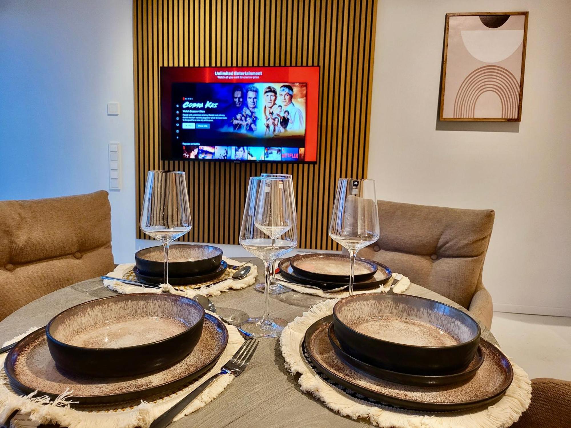Sioux: Stilvolles Designapartment Am Bodensee Bodolz Bagian luar foto